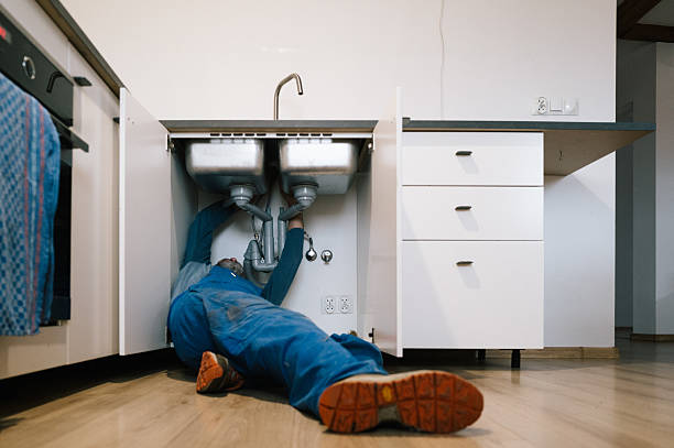Professional Leak Detection technician working in Northford, CT